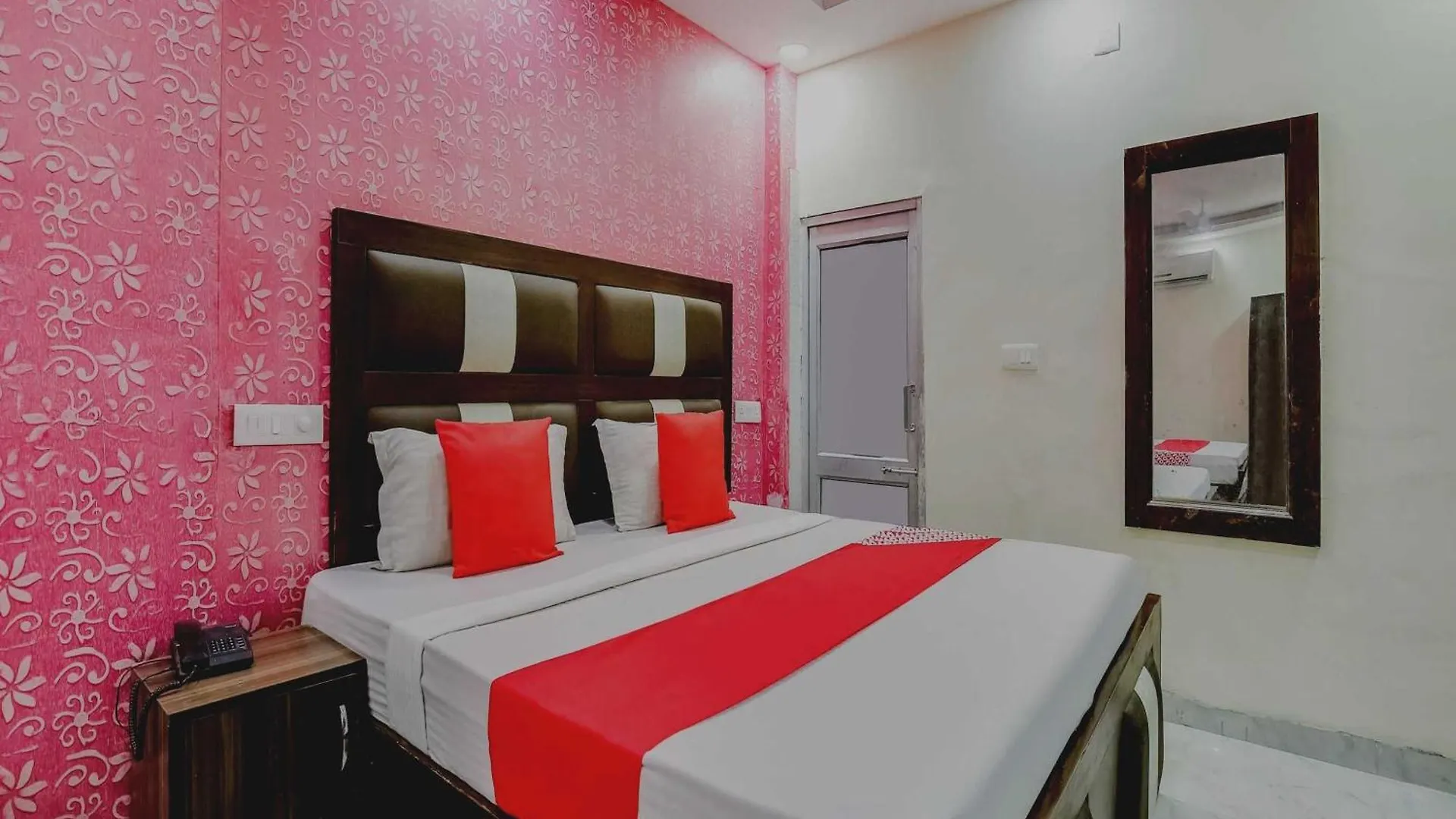 Hotel O Alpine  Chandigarh
