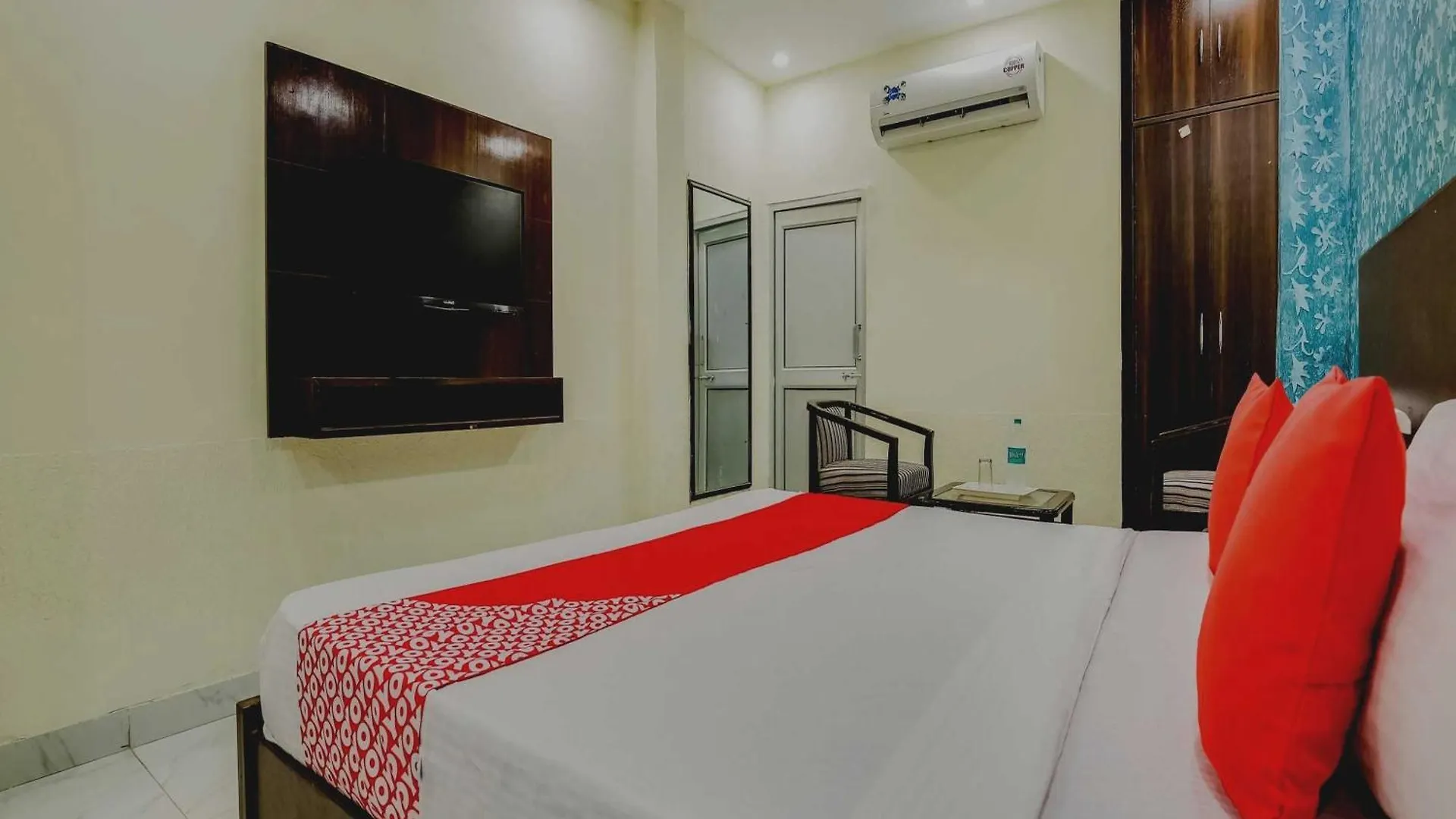 Hotel O Alpine